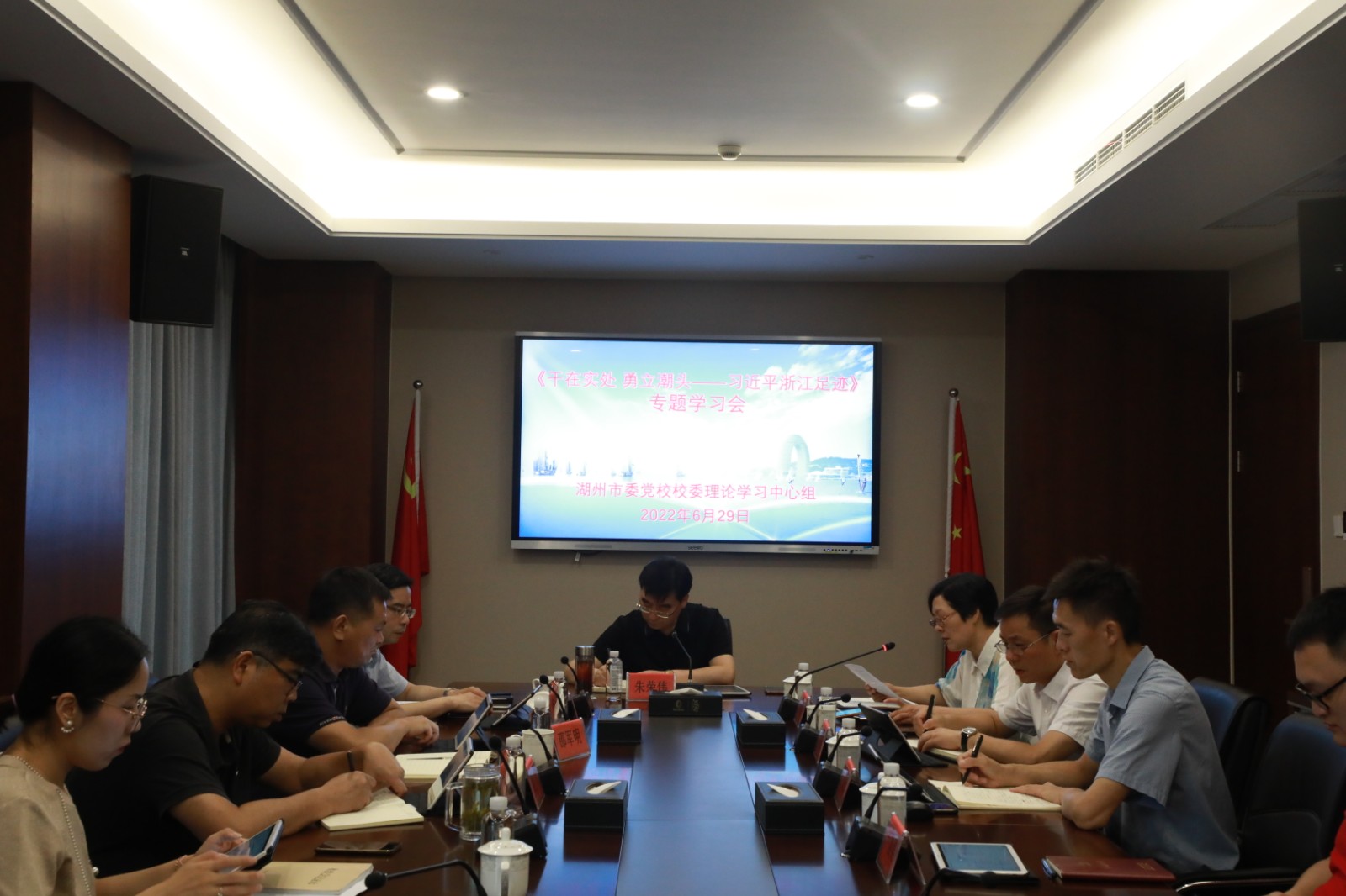 1658905808677095871.jpg 习近平在浙江足迹1.jpg